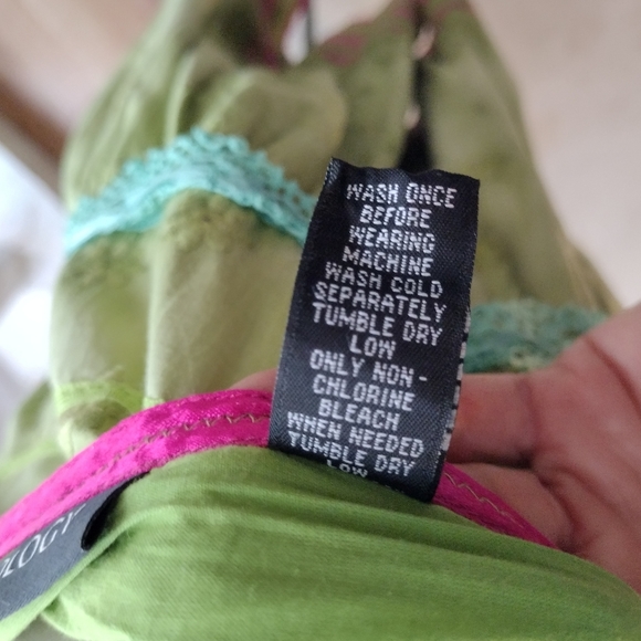 Wow.en skirt - Picture 2 of 8